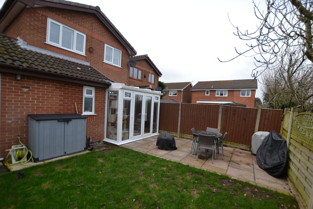 Pavilion View Croston